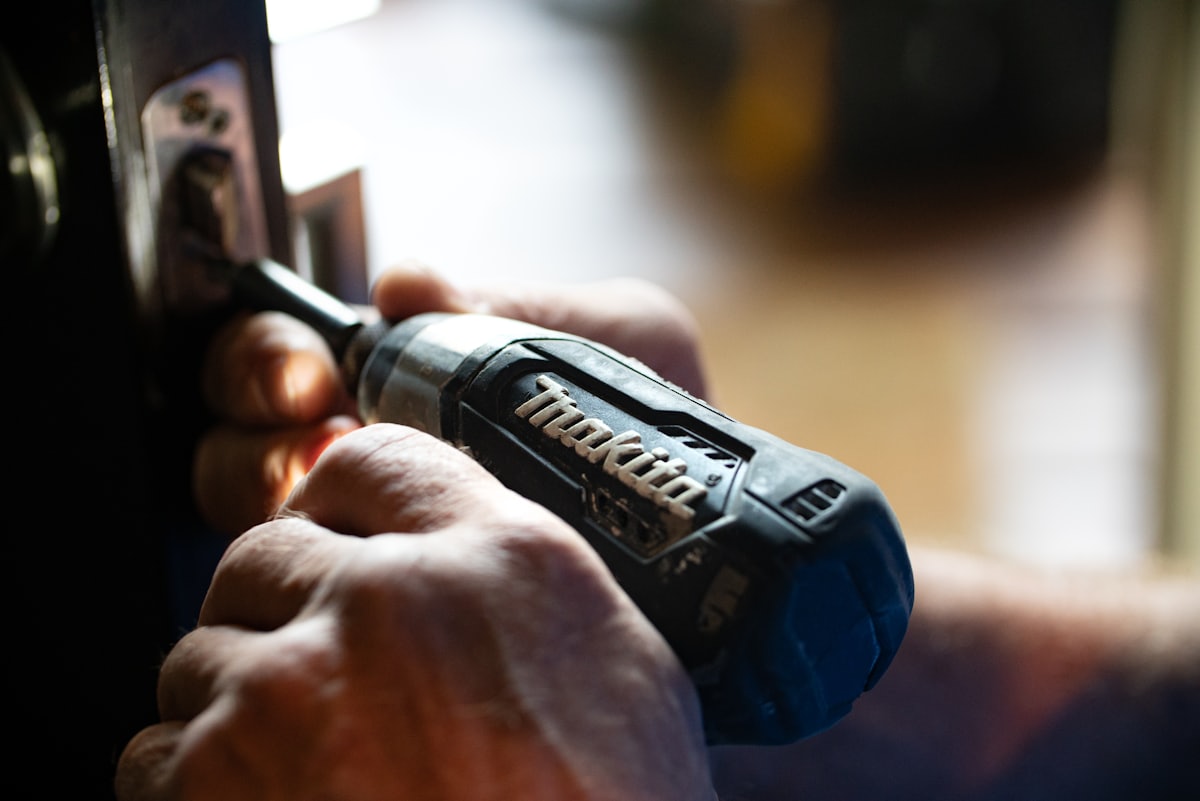 Locksmith — Davis Emergency Safe Lockout Service, Los Angeles CA