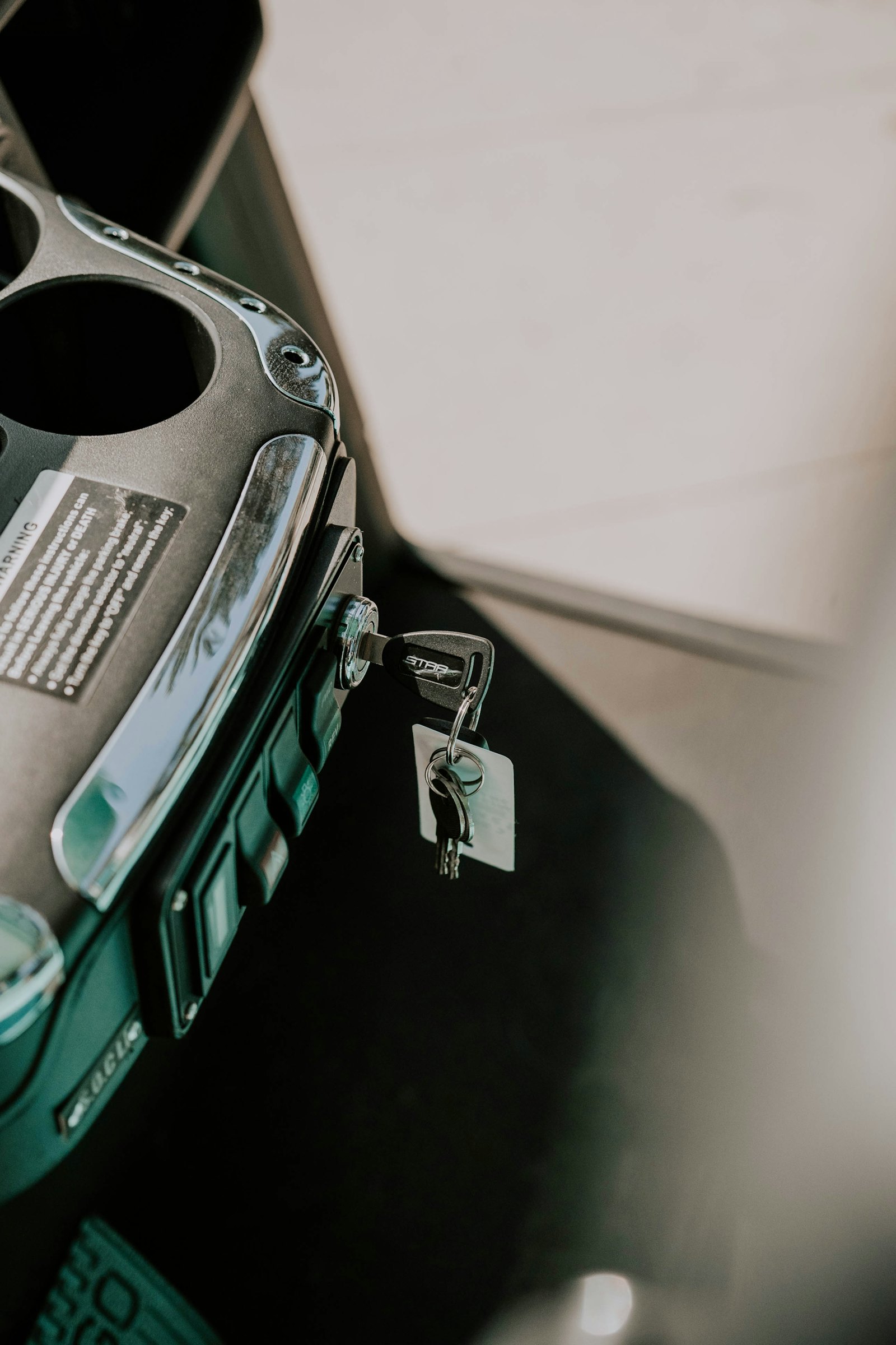 Car Ignition Key — Steven Direct Locksmith Service, West Hollywood CA
