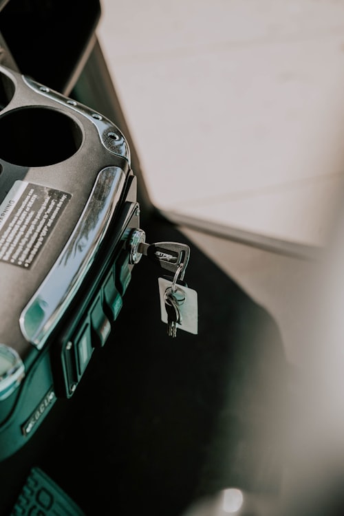 Car Ignition Key — Steven Direct Locksmith Service, West Hollywood CA