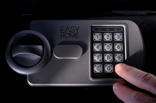 Combination Lock — Hanna's Mobile Key Fob Replacement, Los Angeles CA