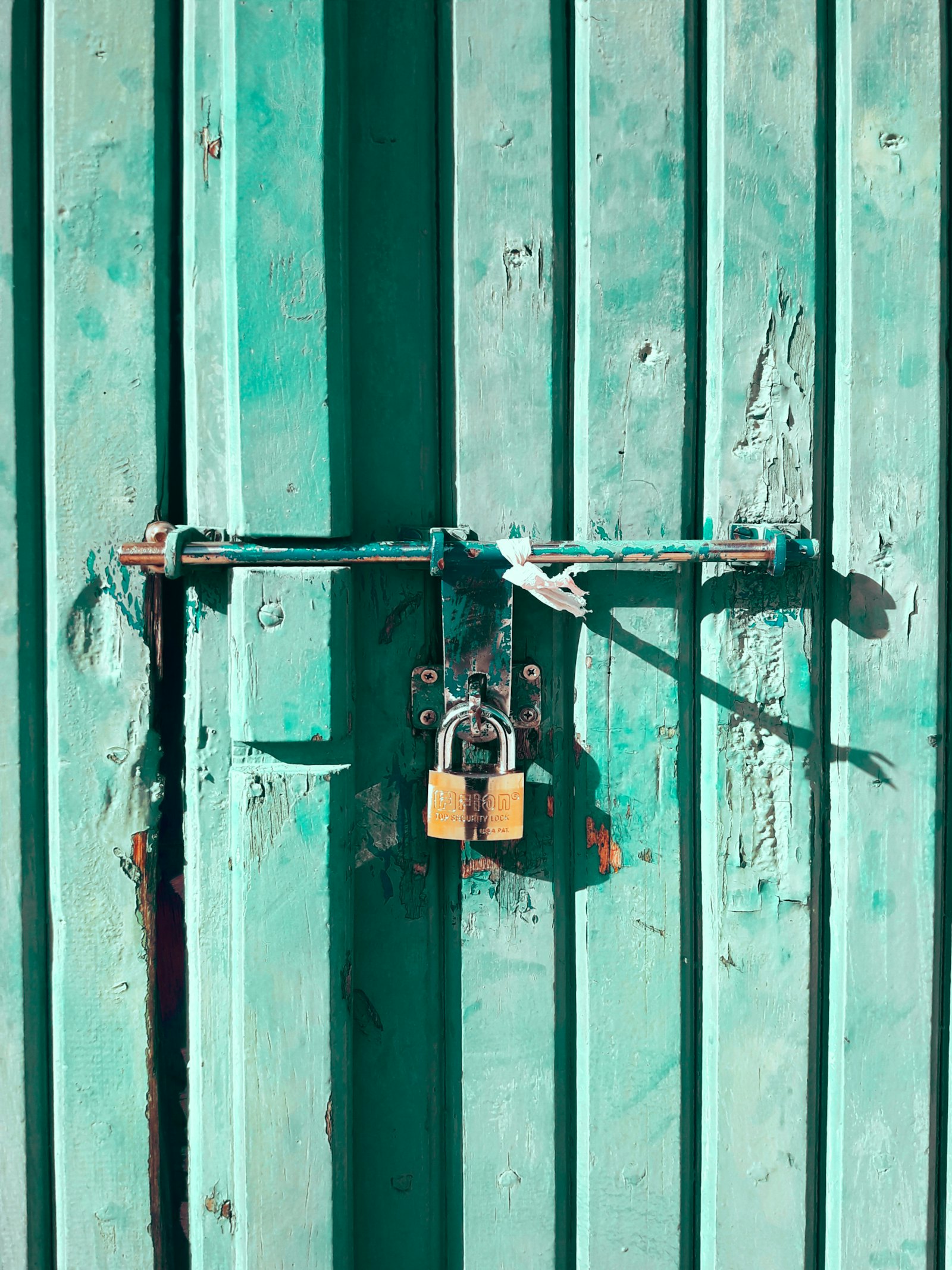 Deadbolt Lock — Davis Mobile Key Fob Replacement, Los Angeles CA