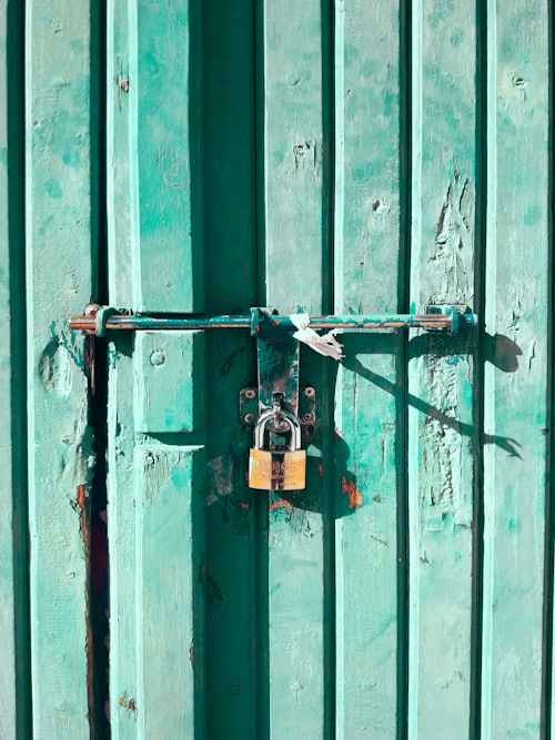 Deadbolt Lock — Davis Mobile Key Fob Replacement, Los Angeles CA