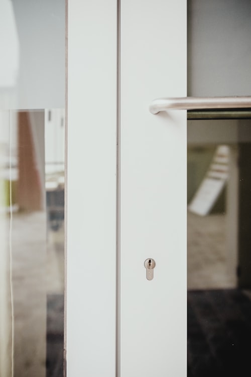Front Door — Jones' Key Extraction Services, West Hollywood CA
