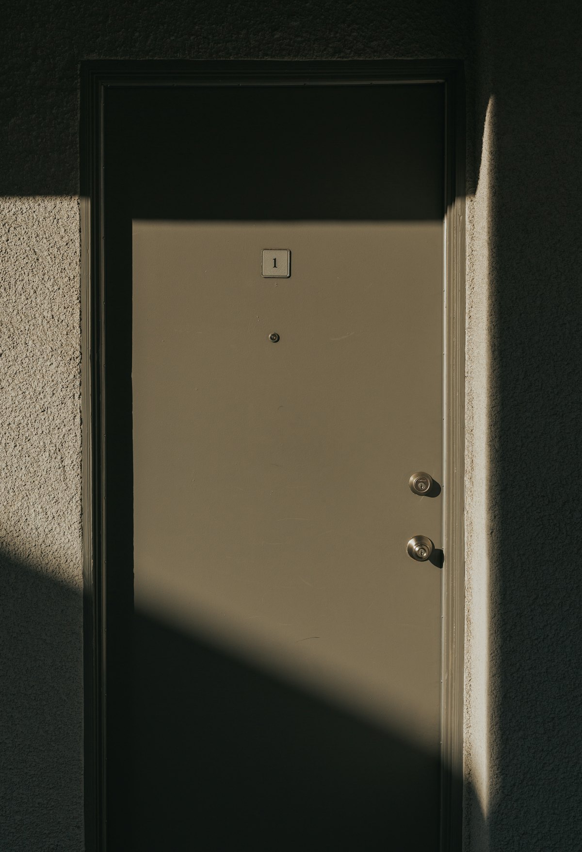 Front Door — Mustafa Mobile Car Lockout, Los Angeles CA