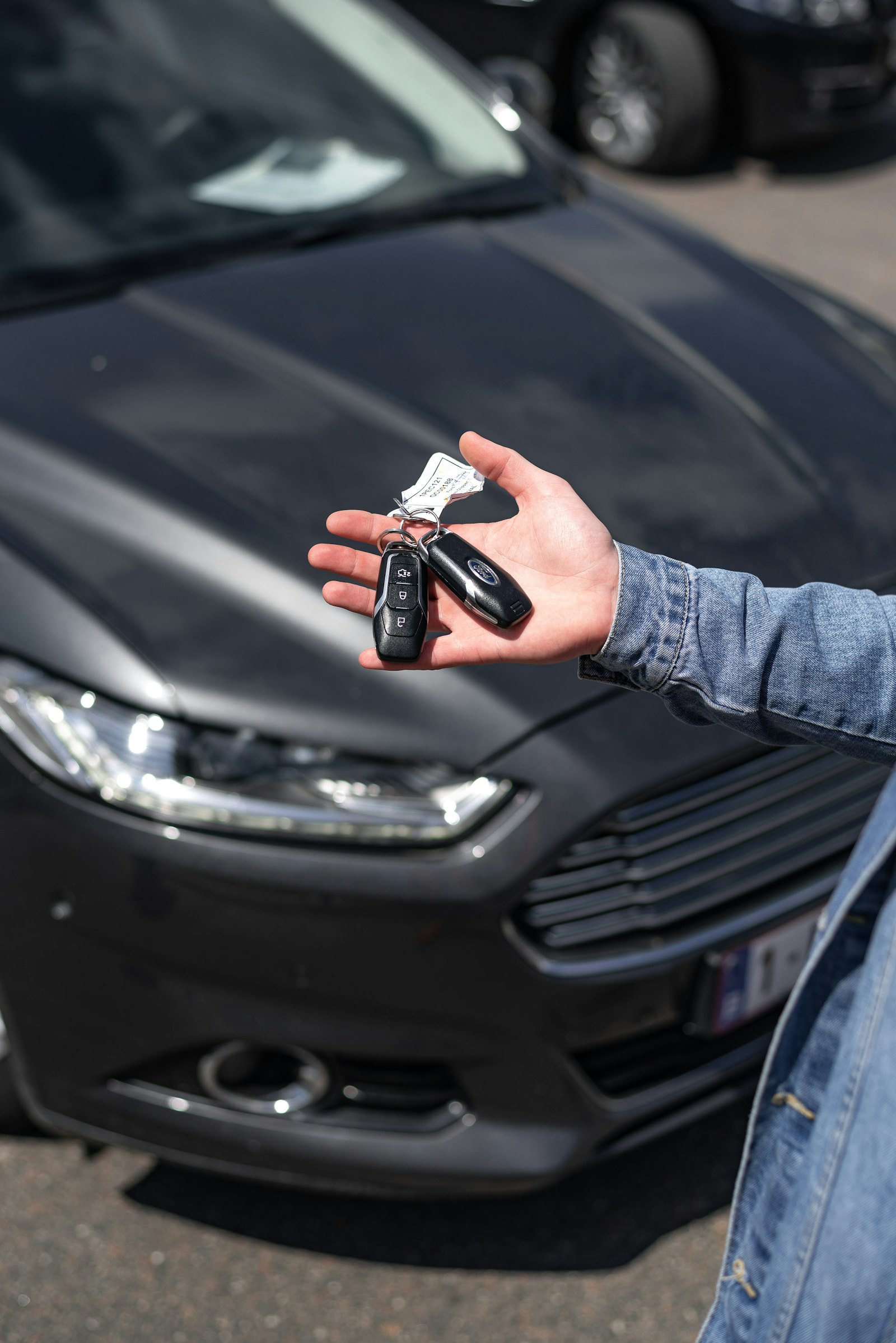 Car Key — Rania's Rapid Locksmith Service, Los Angeles CA
